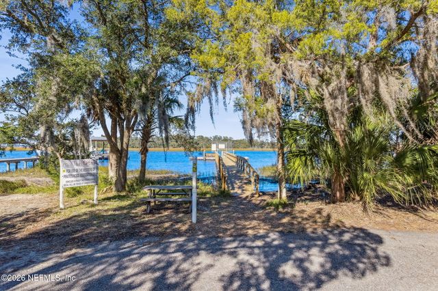 97146 PIRATES POINT Road, Yulee, FL 32097