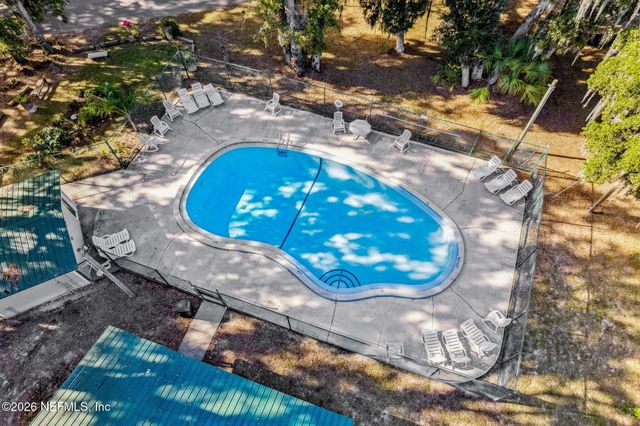 97146 PIRATES POINT Road, Yulee, FL 32097