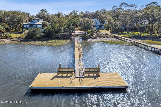 97146 PIRATES POINT Road, Yulee, FL 32097