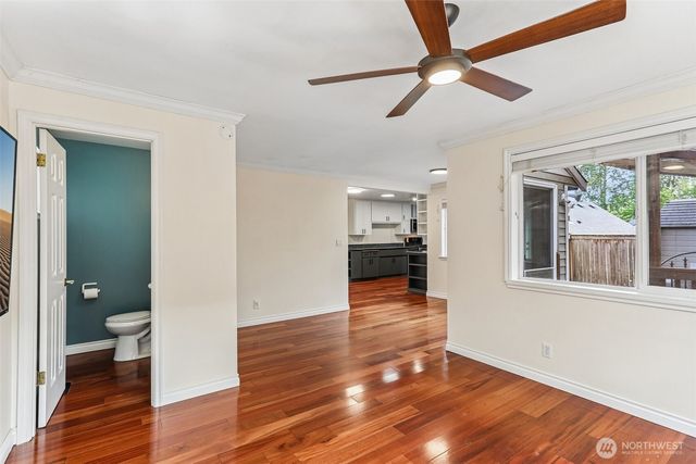 8613 42nd Avenue S, Seattle, WA 98118