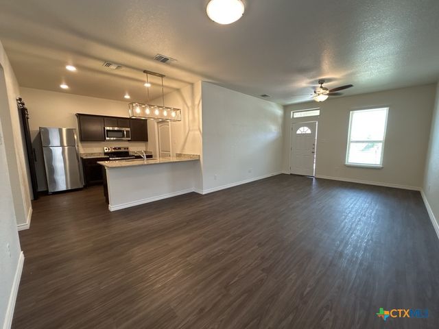 5112 Rose Garden Loop, Killeen, TX 76542