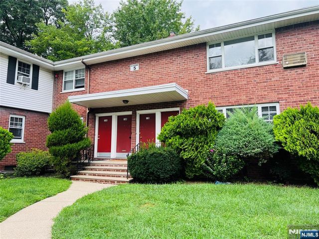 241 Passaic Street 9B, Rochelle Park, NJ 07662