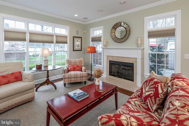 25 GOVERNORS LN, Princeton, NJ 08540