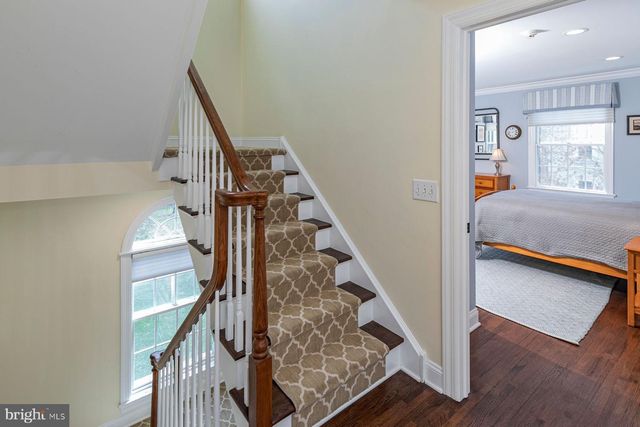 25 GOVERNORS LN, Princeton, NJ 08540