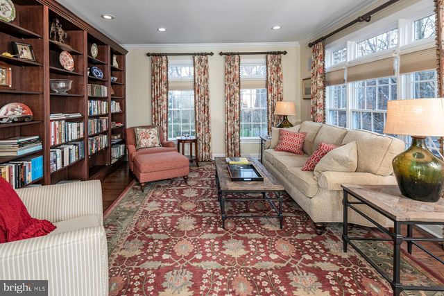 25 GOVERNORS LN, Princeton, NJ 08540