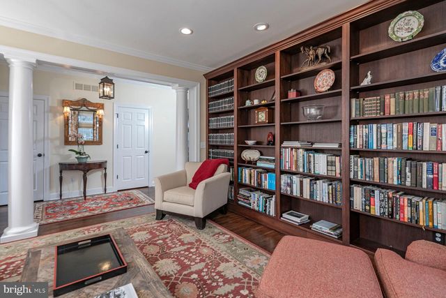 25 GOVERNORS LN, Princeton, NJ 08540