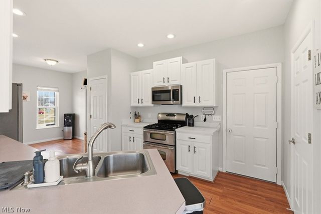 5271 Aspen Meadow Drive, Ravenna, OH 44266