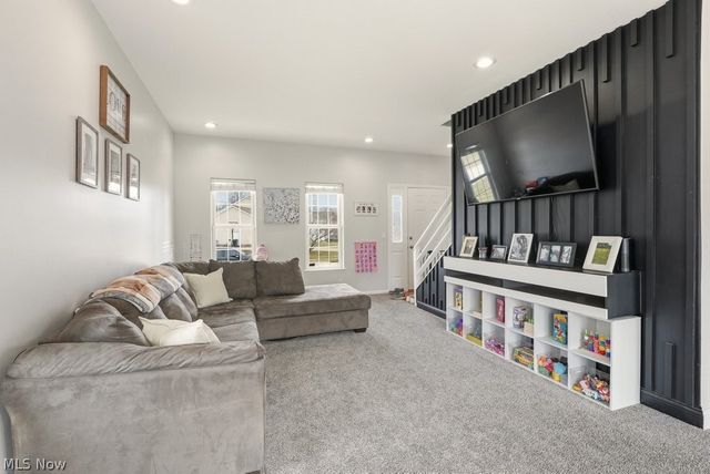 5271 Aspen Meadow Drive, Ravenna, OH 44266