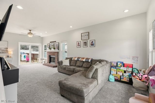 5271 Aspen Meadow Drive, Ravenna, OH 44266