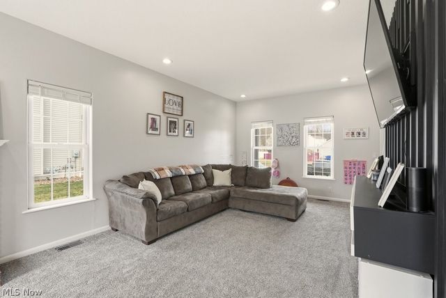 5271 Aspen Meadow Drive, Ravenna, OH 44266