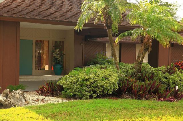 4572 RED MAPLE ROAD 901, Bradenton, FL 34210