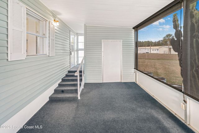 294 Fantasy Court NE, Palm Bay, FL 32907