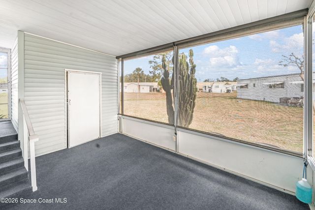 294 Fantasy Court NE, Palm Bay, FL 32907