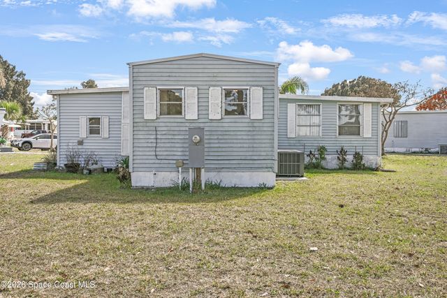 294 Fantasy Court NE, Palm Bay, FL 32907