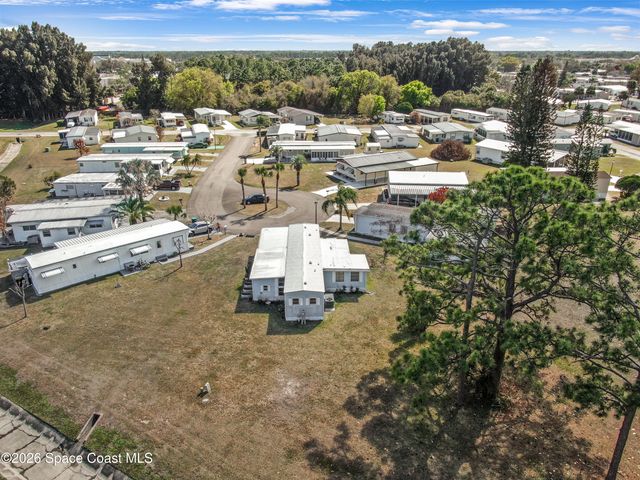 294 Fantasy Court NE, Palm Bay, FL 32907