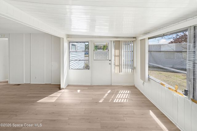 294 Fantasy Court NE, Palm Bay, FL 32907