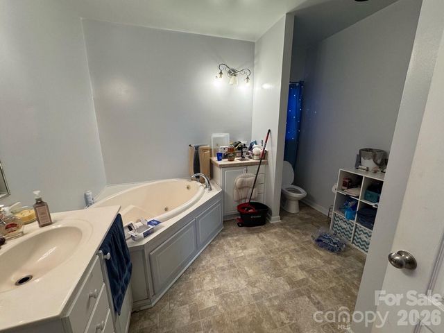 1516 Shiloh Road, Claremont, NC 28610