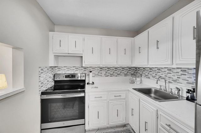 632 Snug Harbor Drive D3, Boynton Beach, FL 33435