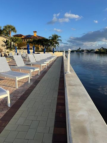 632 Snug Harbor Drive D3, Boynton Beach, FL 33435