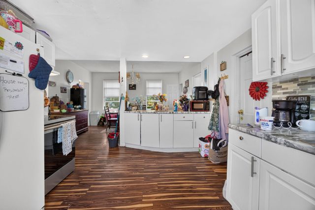 98 Lafayette Park, Lynn, MA 01902