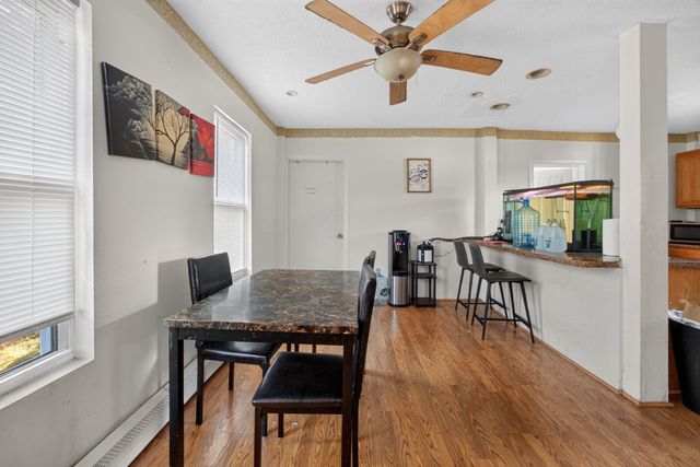 98 Lafayette Park, Lynn, MA 01902