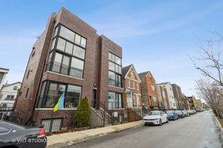 1644 W Blackhawk Street 1E, Chicago, IL 60622