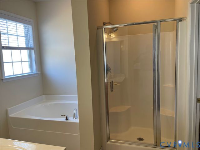 7463 Meadow Haven Cir, Mechanicsville, VA 23111