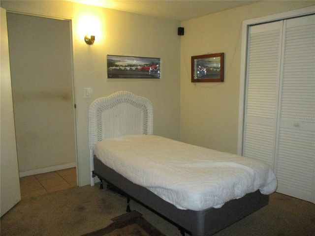 92 ROSALIE OAKS BOULEVARD, Lake Wales, FL 33898