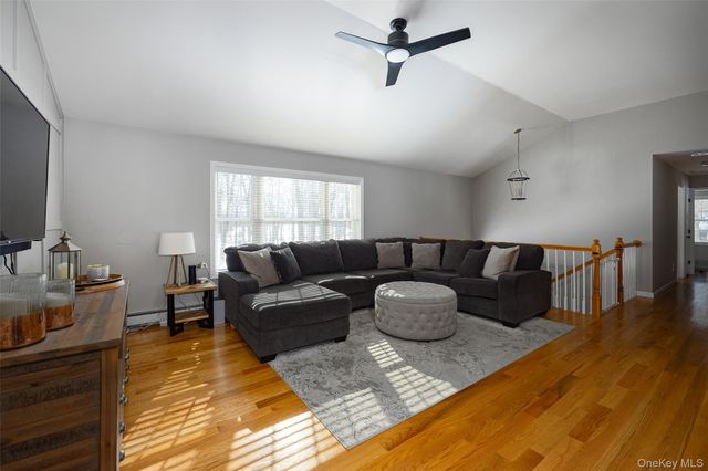 953 Beekman Road, Hopewell Junction, NY 12533