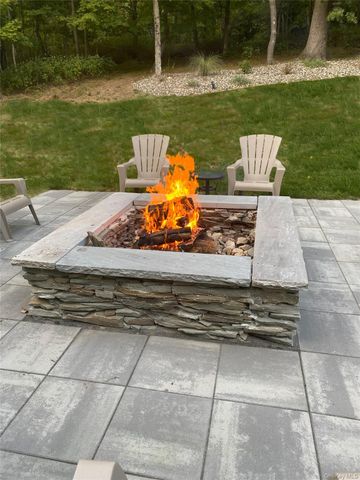 953 Beekman Road, Hopewell Junction, NY 12533