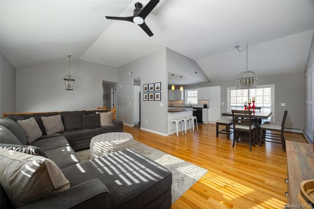 953 Beekman Road, Hopewell Junction, NY 12533