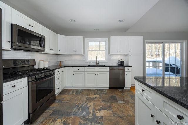 953 Beekman Road, Hopewell Junction, NY 12533