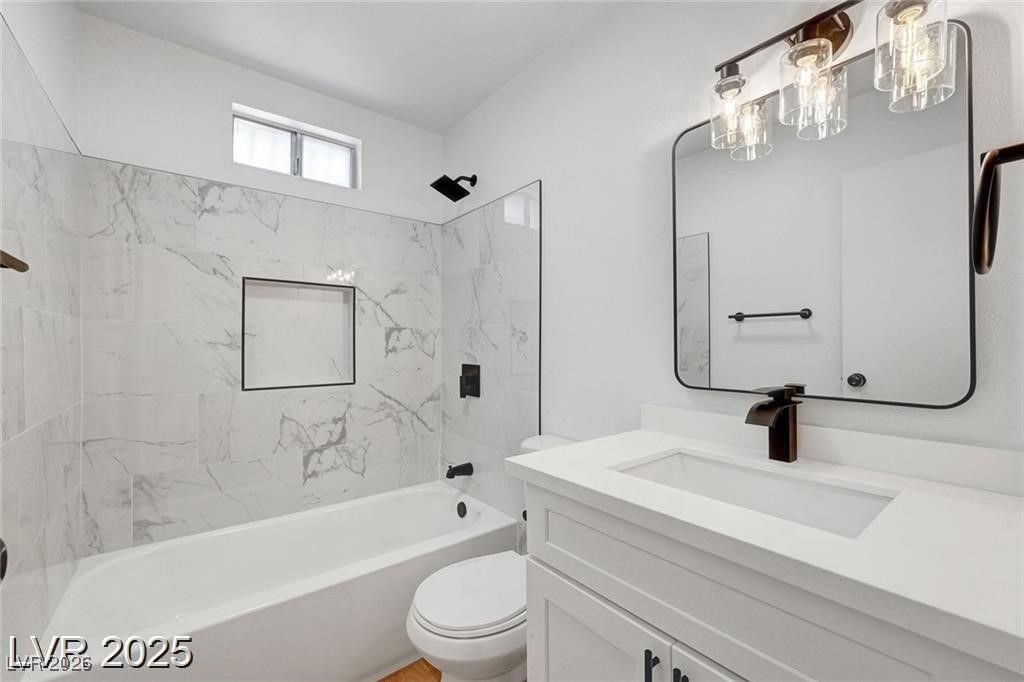 Image 11 of property listing at 3907 Torsby Place, Las Vegas, NV 89119