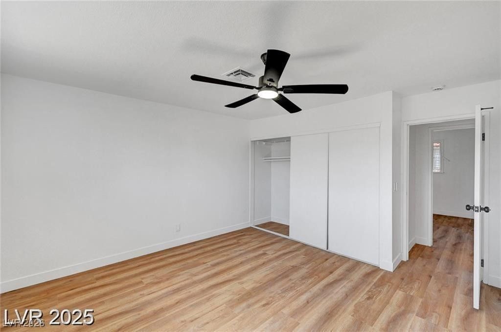 Image 14 of property listing at 3907 Torsby Place, Las Vegas, NV 89119