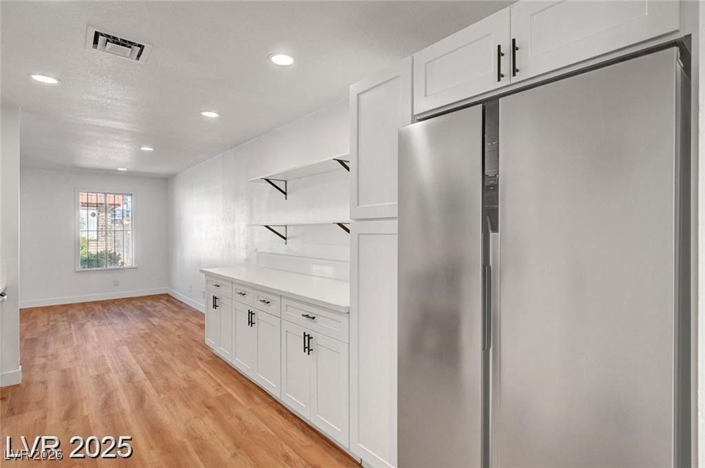 Image 5 of property listing at 3907 Torsby Place, Las Vegas, NV 89119