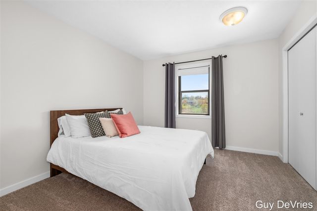 3104 Old Kent Road 26, Kentwood, MI 49512