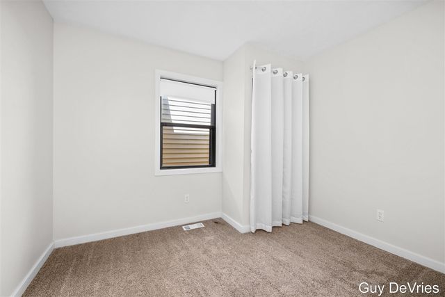 3104 Old Kent Road 26, Kentwood, MI 49512