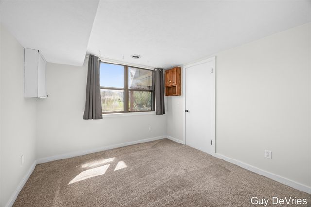 3104 Old Kent Road 26, Kentwood, MI 49512