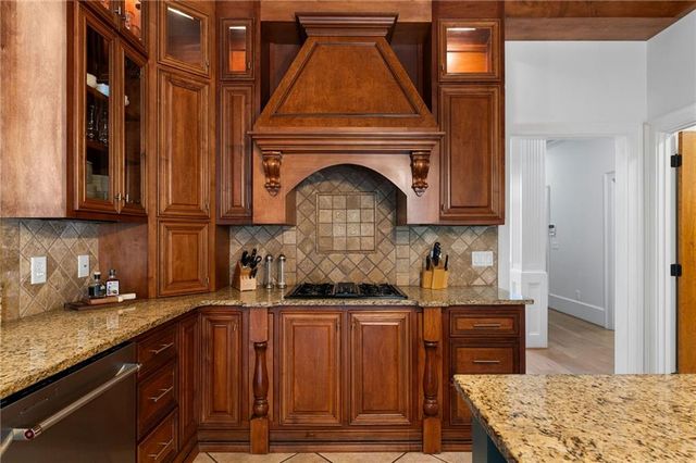 113 Vogel Street NE, Calhoun, GA 30701