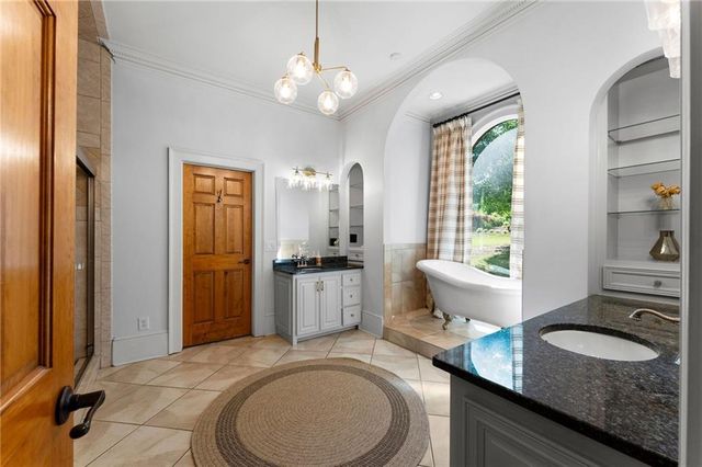 113 Vogel Street NE, Calhoun, GA 30701