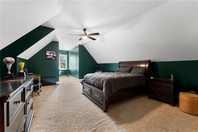 113 Vogel Street NE, Calhoun, GA 30701
