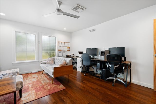 502 Thompson LN, Austin, TX 78742