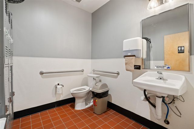 502 Thompson LN, Austin, TX 78742