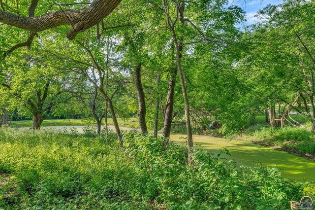 2715 SE Downing RD, Topeka, KS 66605