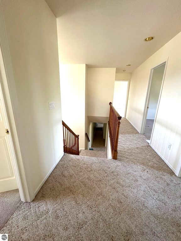 Image 40 of property listing at 1511 Eastpointe Drive, Mt Pleasant, MI 48858