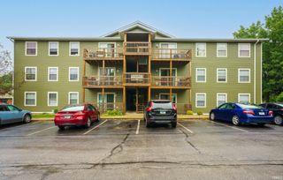 3200 E John Hinkle Pl Apt C, Bloomington, IN 47408