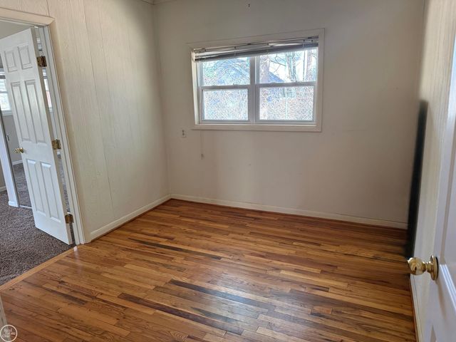 1460 Gravel Ridge Drive, Rochester Hills, MI 48307