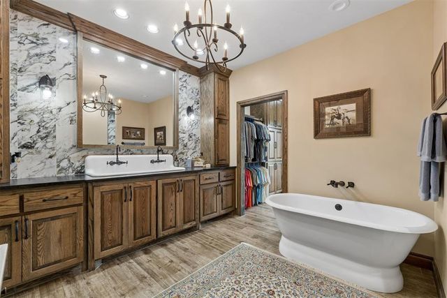 13281 Rock Hollow Circle, Arcadia, OK 73007