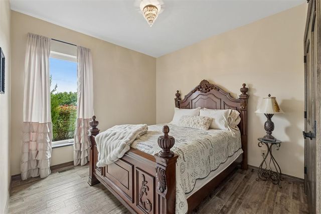 13281 Rock Hollow Circle, Arcadia, OK 73007
