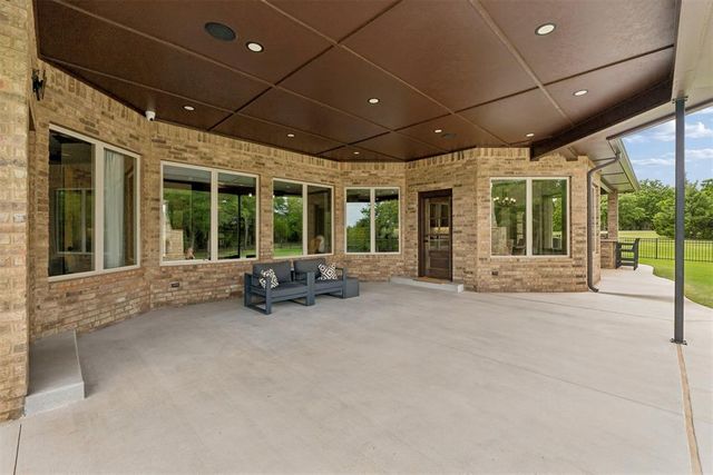 13281 Rock Hollow Circle, Arcadia, OK 73007